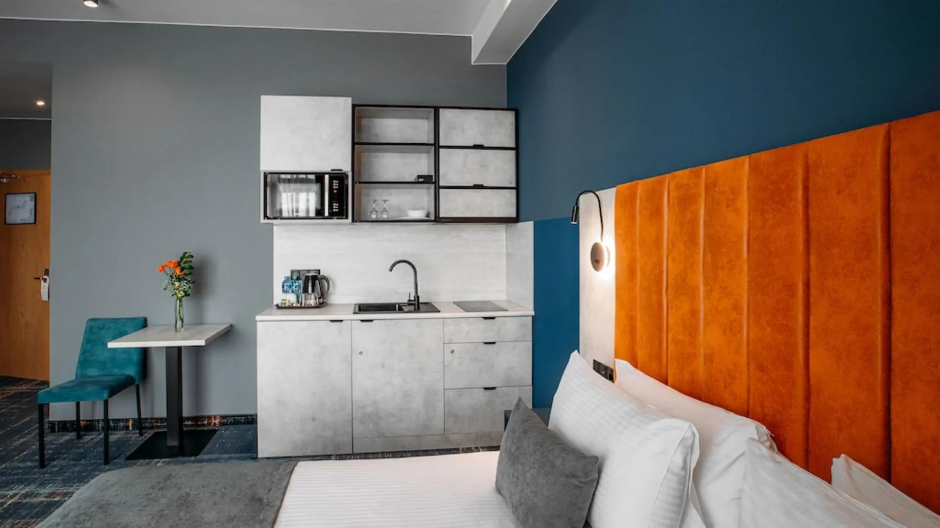 מלון Gino Seaside Tbilisi, Trademark Collection By Wyndham