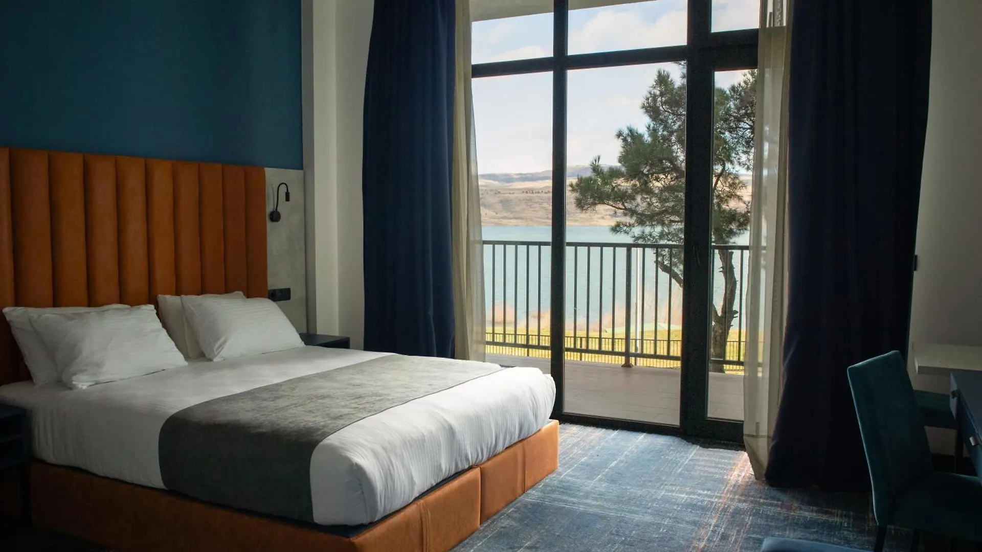 Gino Seaside Tbilisi, Trademark Collection By Wyndham 5*, טביליסי