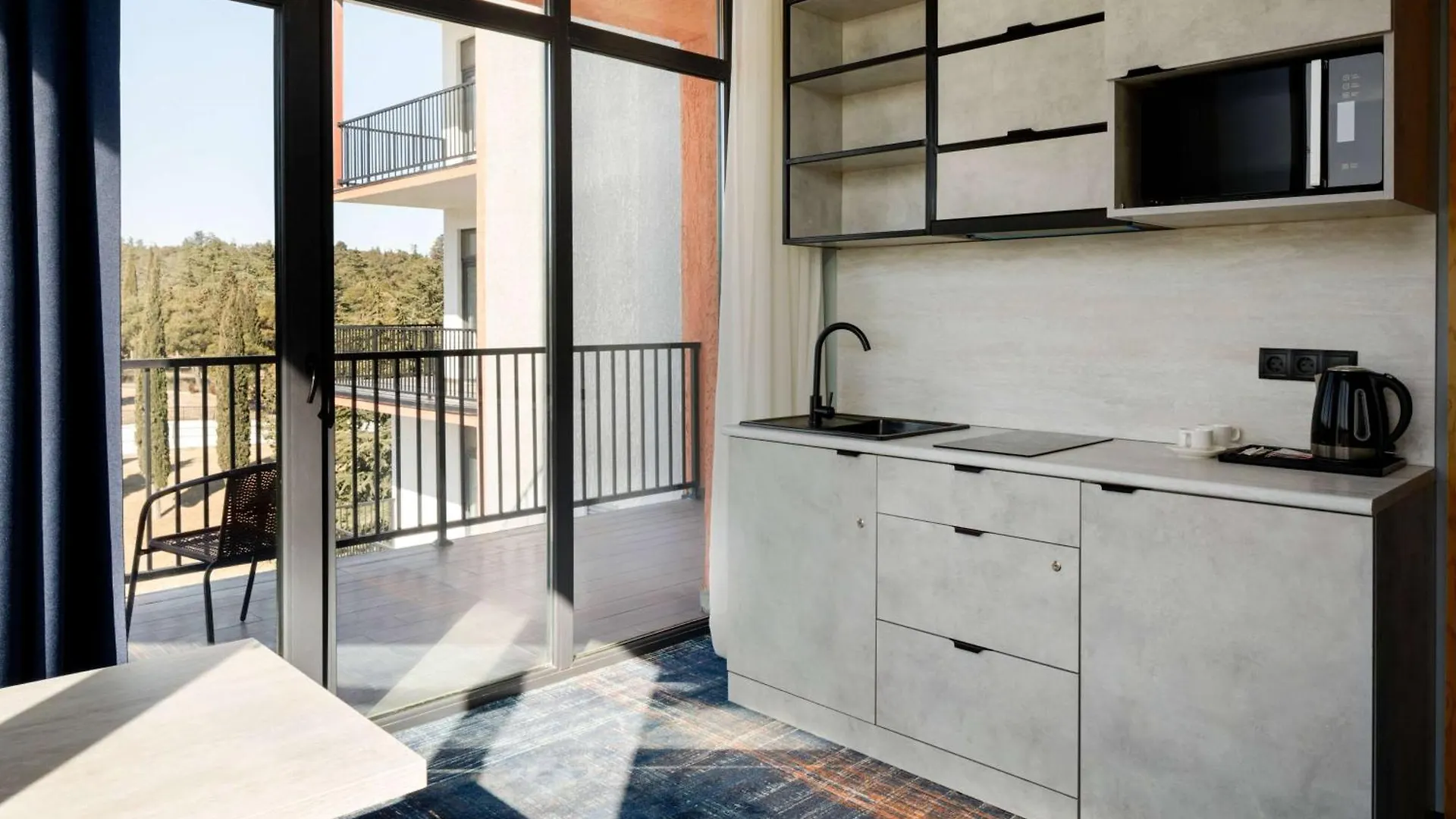 Gino Seaside Tbilisi, Trademark Collection By Wyndham מלון טביליסי