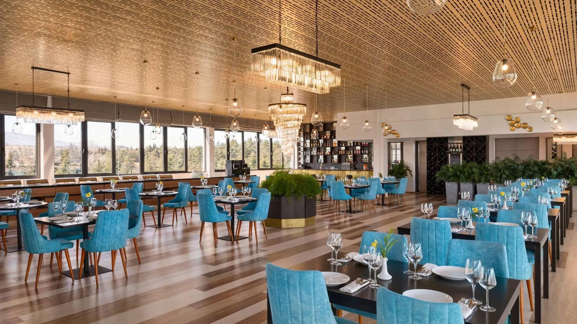 Gino Seaside Tbilisi, Trademark Collection By Wyndham מלון